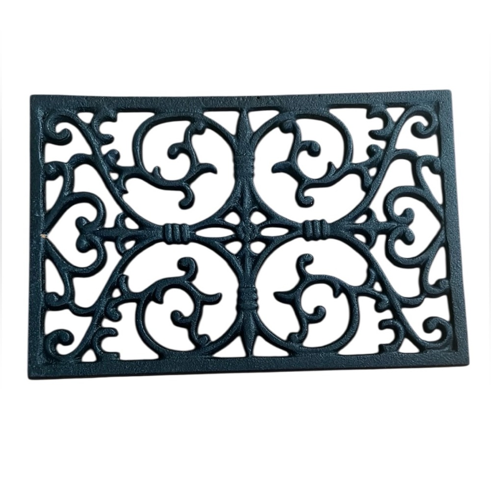 Wrought iron Black Cast Iron Trivet rectangle 9.5”x 6.5” heavy decorative
